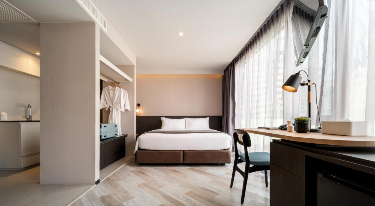 Seekers Finders Rama IV Hotel Surestay Collection By BW Bangkok Exterior foto