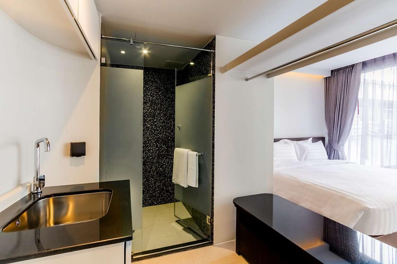 Seekers Finders Rama IV Hotel Surestay Collection By BW Bangkok Exterior foto