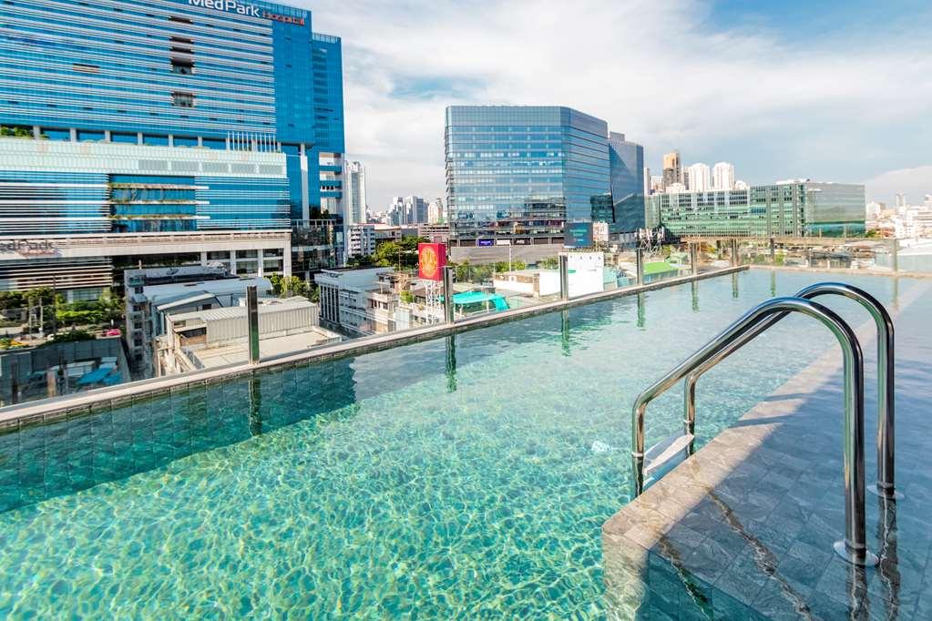 Seekers Finders Rama IV Hotel Surestay Collection By BW Bangkok Facilidades foto